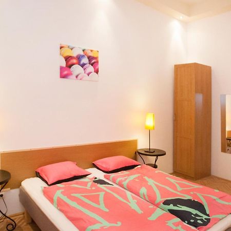 Carolyn Apartman In The Old City Apartment บูดาเปสต์ ภายนอก รูปภาพ